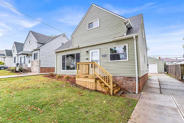 7618 Newport Ave, Parma | Azzam Turnkey | The Azzam Group | RE/MAX Haven | Cleveland, OH