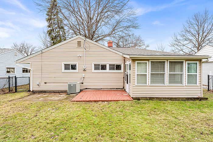 8939 Manorford Dr, Parma Heights | Azzam Turnkey | The Azzam Group | RE/MAX Haven | Cleveland, OH