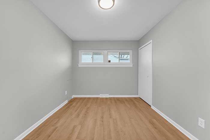 8939 Manorford Dr, Parma Heights | Azzam Turnkey | The Azzam Group | RE/MAX Haven | Cleveland, OH