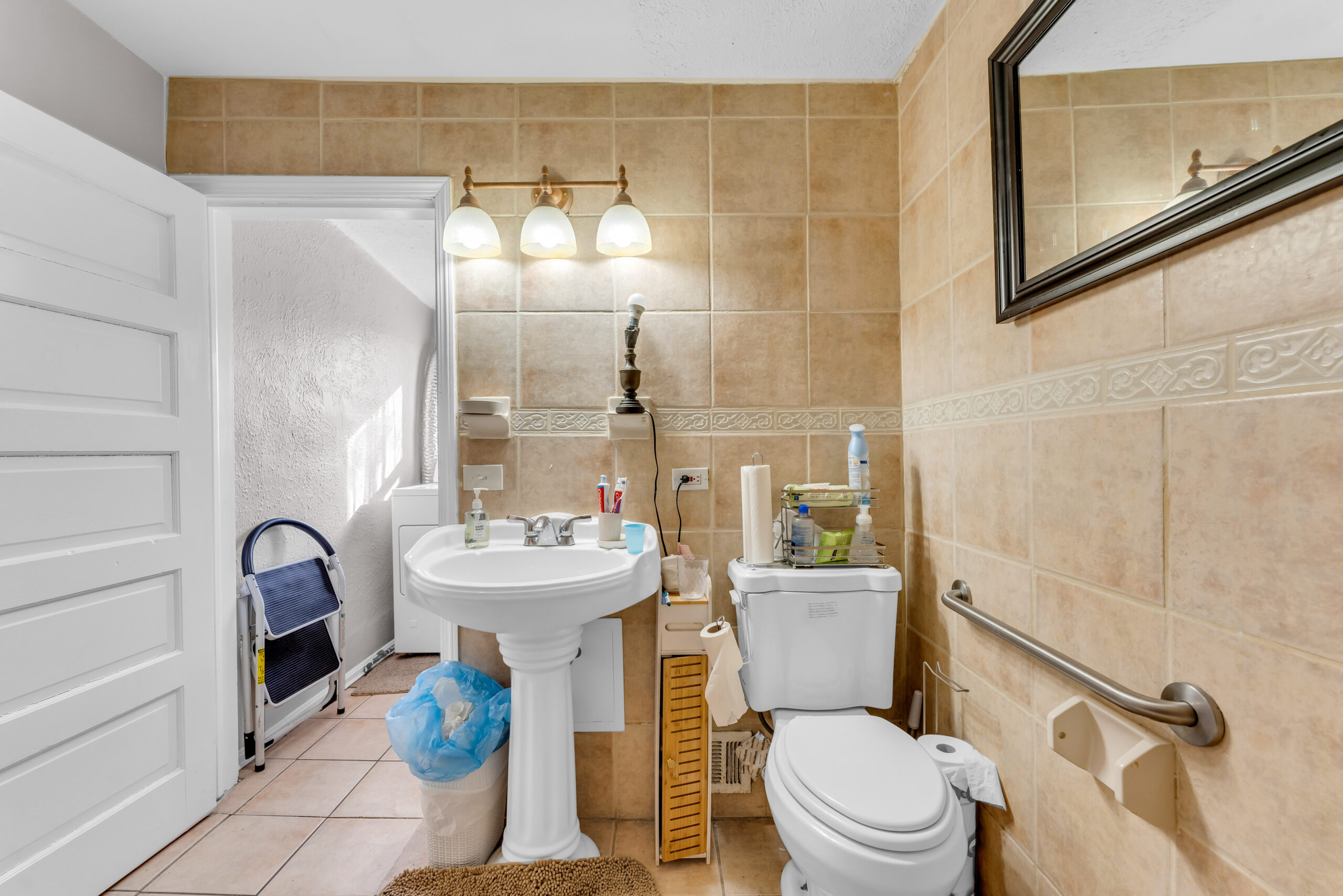 20170 Lindberg Ave | Azzam Turnkey | The Azzam Group | Re/Max Haven Realty | Cleveland, OH