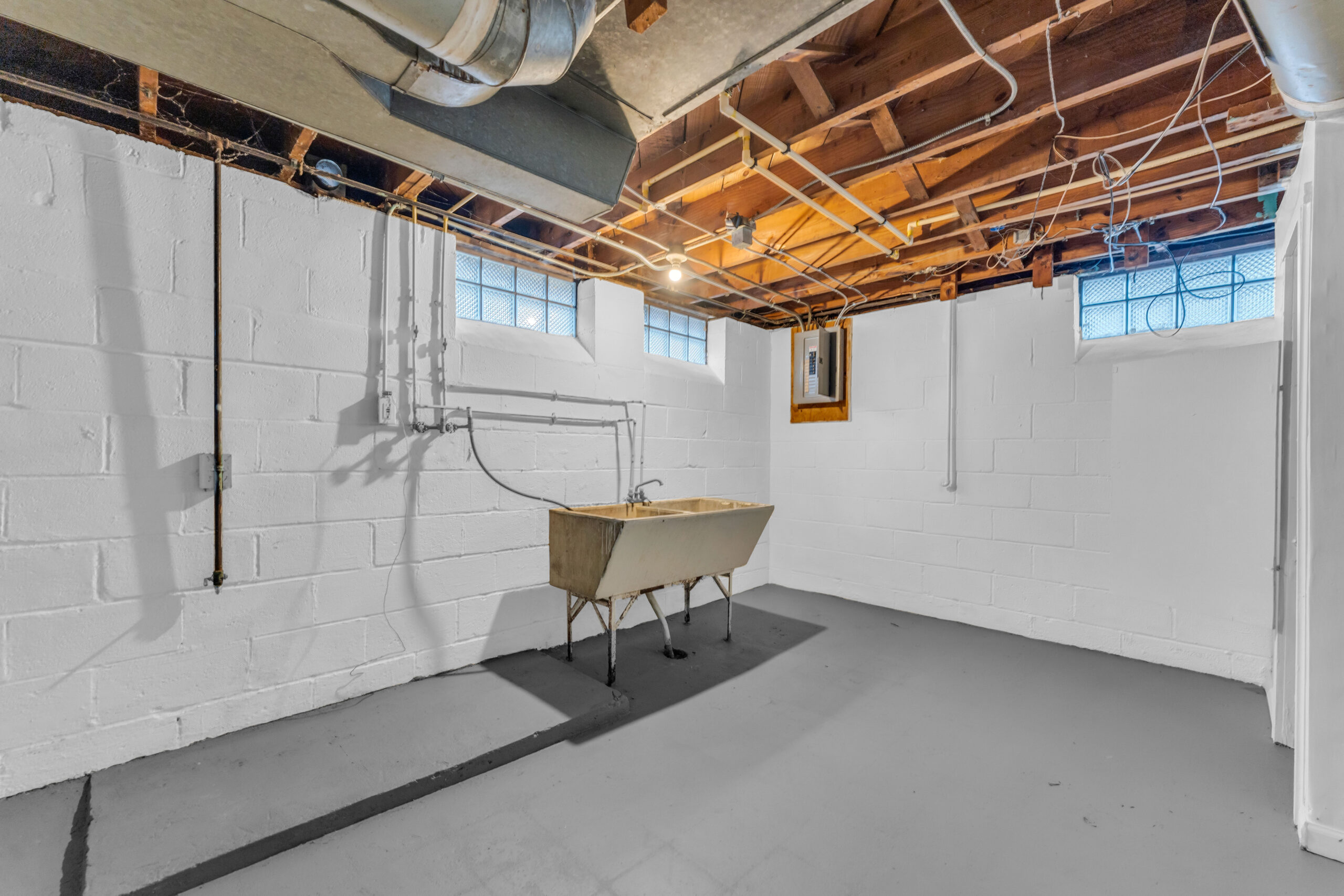 5535 Oakwood Ave, Maple Heights | Turnkey Property | The Azzam Group | Cleveland, OH