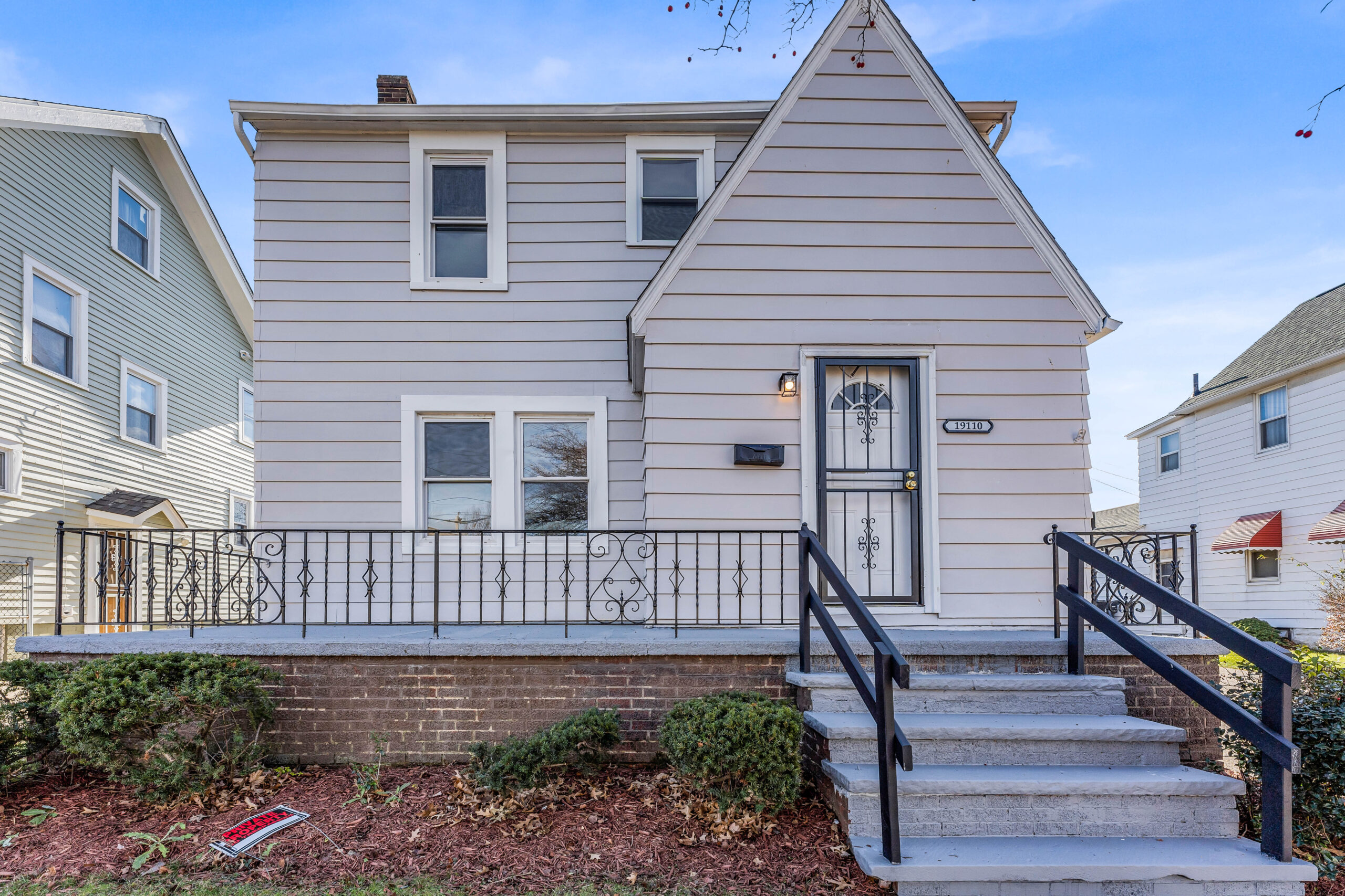 19110 Chicksaw Ave | Azzam Turnkey | The Azzam Group | RE/MAX Haven | Cleveland, OH