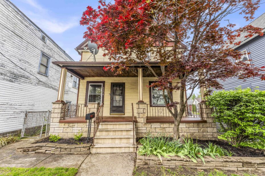 3374 Fulton Ave | Maple Heights | The Azzam Group | RE/MAX Haven | Cleveland, OH