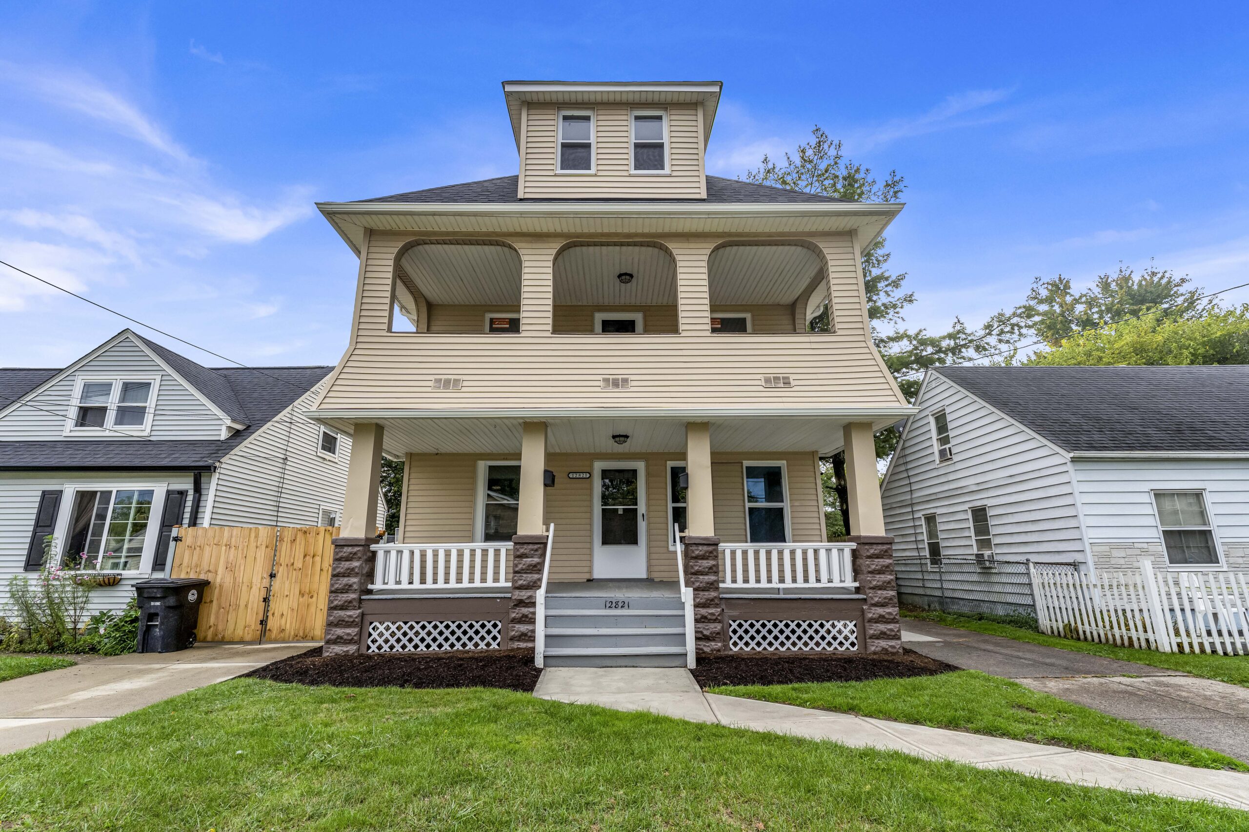 12821 Sprecher Ave | Cleveland | The Azzam Group | RE/MAX Haven | Cleveland, OH