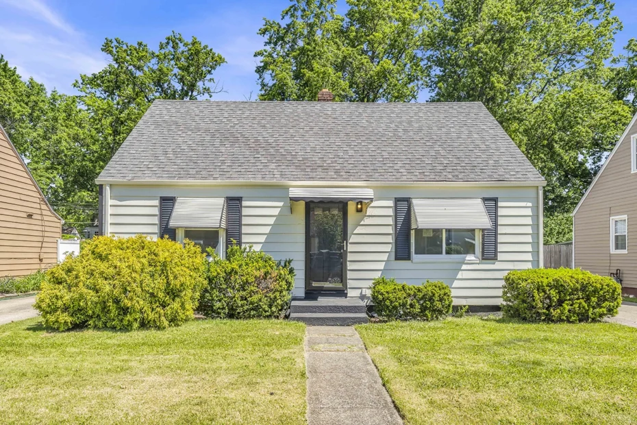 25291 Richards Ave, Euclid | The Azzam Group | Cleveland, OH