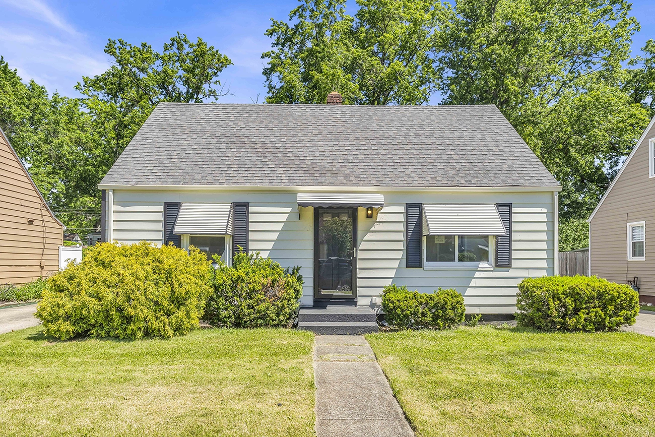 25291 Richards Ave, Euclid | The Azzam Group | Cleveland, OH