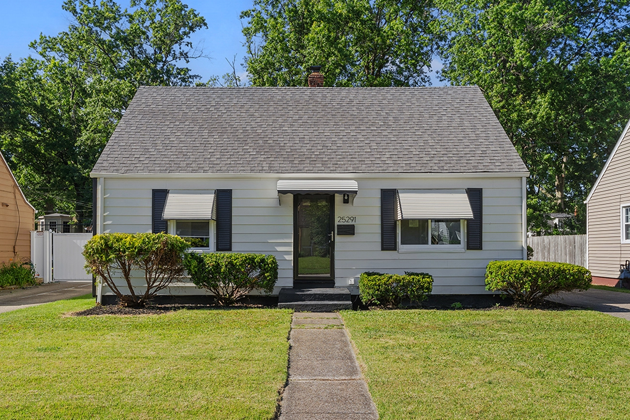 25291 Richards Ave, Euclid | The Azzam Group | Cleveland, OH