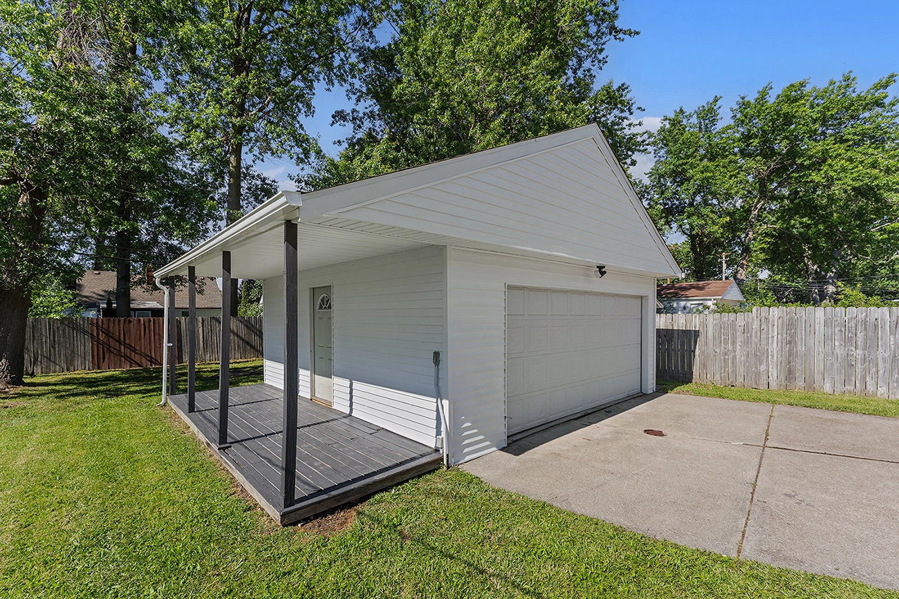 25291 Richards Ave, Euclid | The Azzam Group | Cleveland, OH
