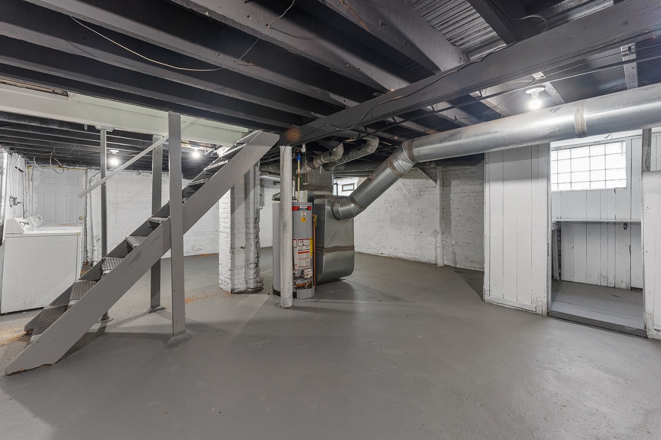 1349 E 115 St, Cleveland, OH 44106 | The Azzam Group | RE/MAX Haven | Cleveland, OH