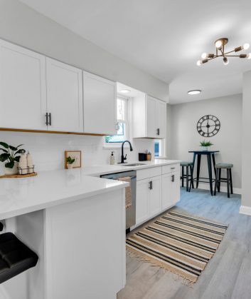 Investors-front-Image